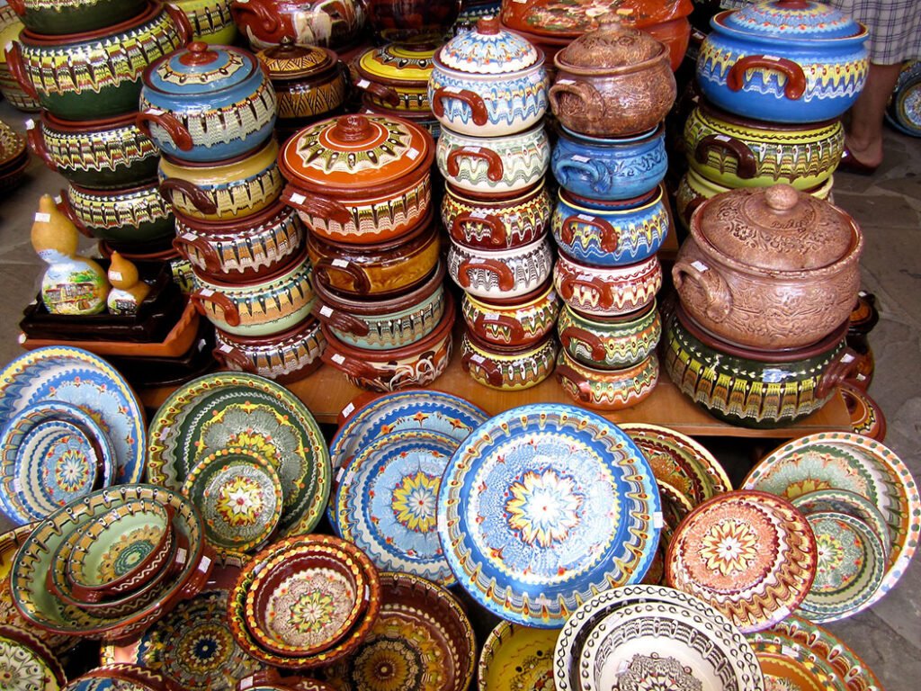traditional Bulgarian pottery