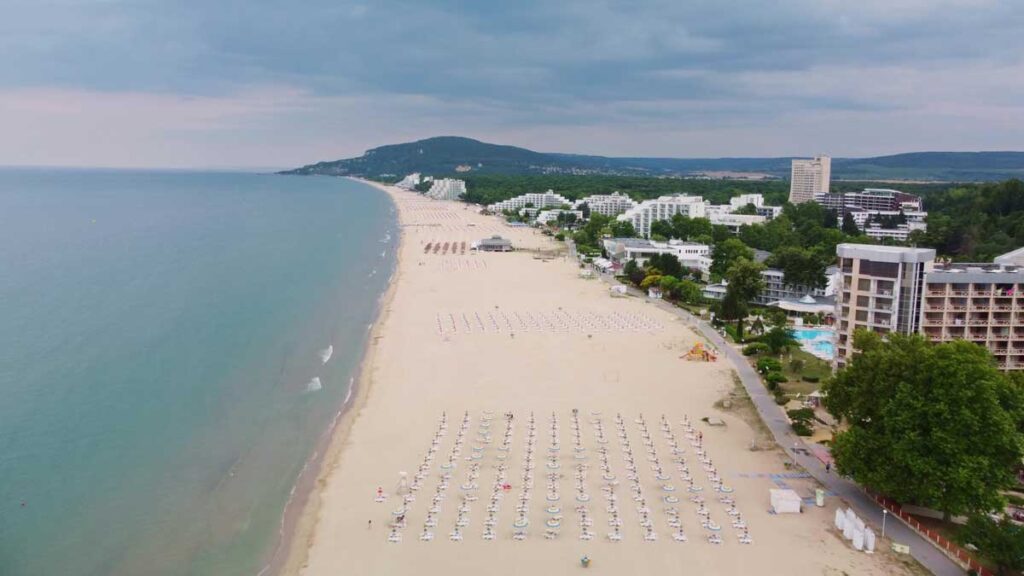 Best Family-Friendly Black Sea Beaches in Bulgaria 2 Albena Beach best family beaches Bulgaria
